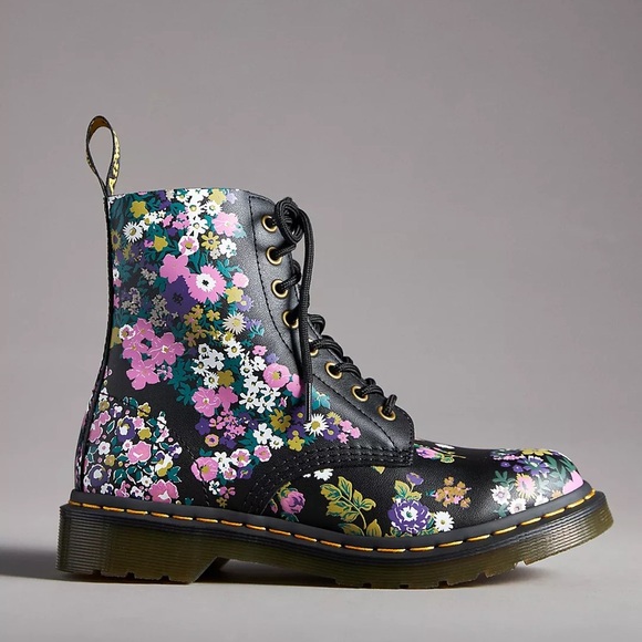 NWT DR MARTENS Vintage 1460 Boots! - Picture 3 of 15